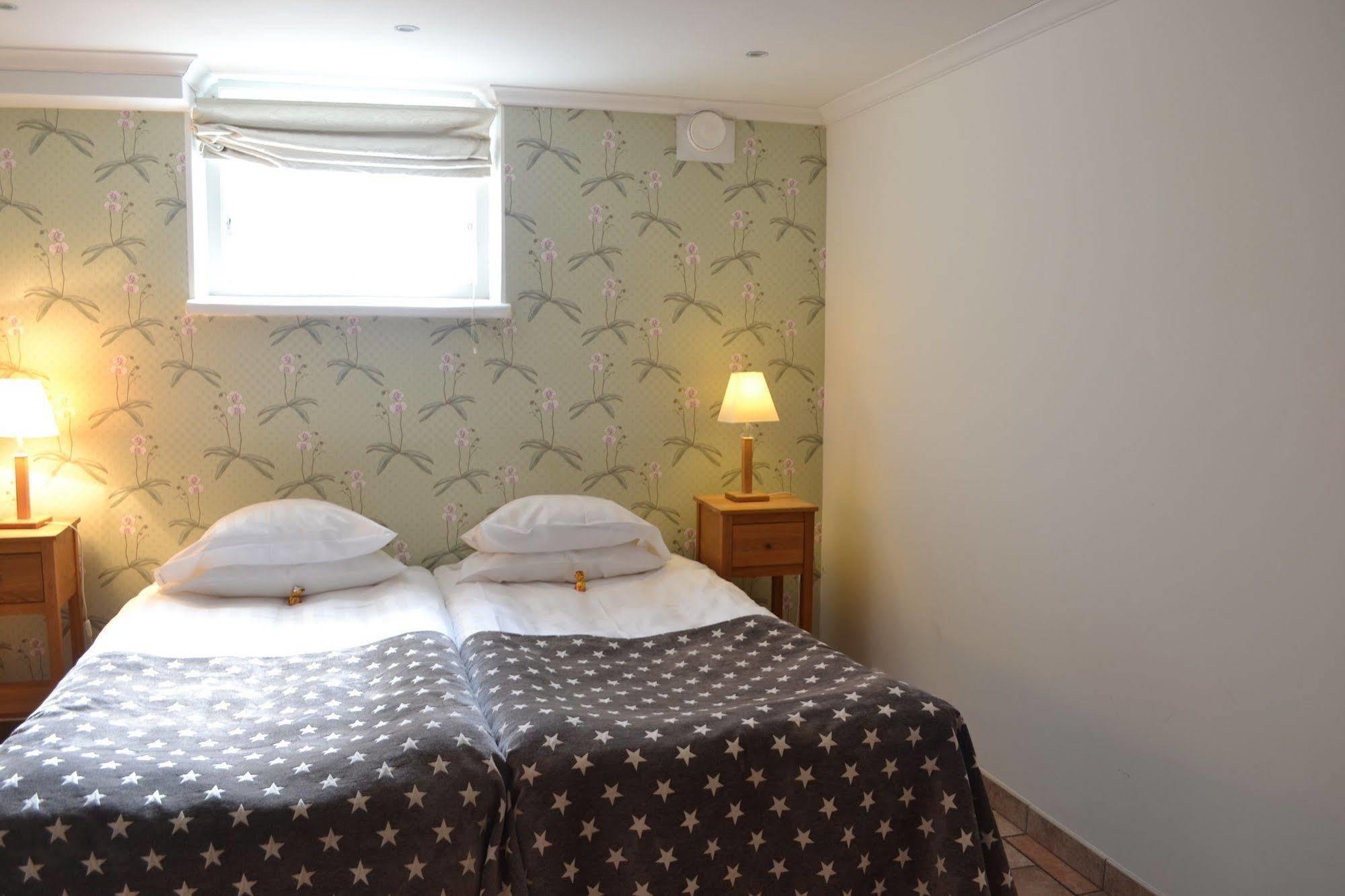 Bed & Breakfast 5:ans